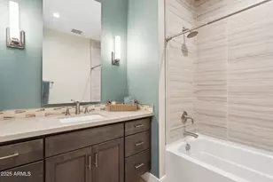 6166 N Scottsdale Rd, Paradise Valley, AZ 85253 - Photo 32