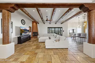 3211 W Horizon Dr, Phoenix, AZ 85086 - Photo 2