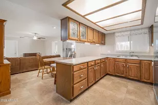 6238 W Elm St, Phoenix, AZ 85033 - Photo 8