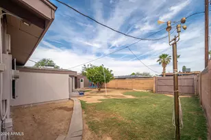 6238 W Elm St, Phoenix, AZ 85033 - Photo 36