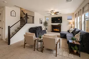 821 E Silver Fox Way, Phoenix, AZ 85048 - Photo 8