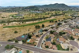 2436 W Caribbean Ln, Phoenix, AZ 85023 - Photo 34