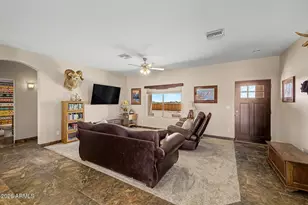 21226 W Galvin St, Wittmann, AZ 85361 - Photo 6