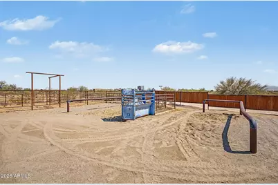 21226 W Galvin Street, Wittmann, AZ 85361 - Photo 32