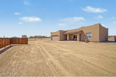 21226 W Galvin Street, Wittmann, AZ 85361 - Photo 4