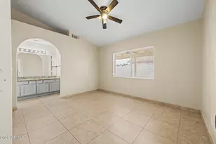 9201 N 70th Dr, Peoria, AZ 85345 - Photo 16