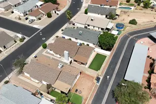9201 N 70th Dr, Peoria, AZ 85345 - Photo 2