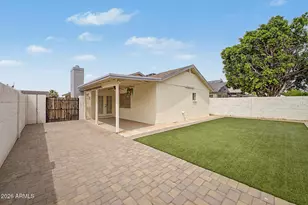 9201 N 70th Dr, Peoria, AZ 85345 - Photo 34