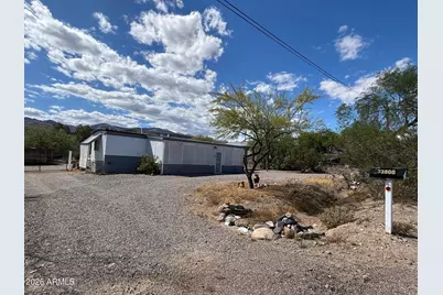 33800 S Davenport Lane, Black Canyon City, AZ 85324 - Photo 2