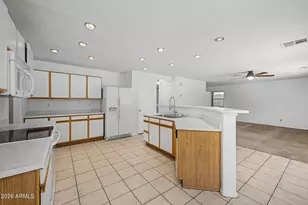3139 W Quail Ave, Phoenix, AZ 85027 - Photo 10