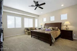 2011 W Spur Dr, Phoenix, AZ 85085 - Photo 32