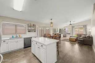 6603 W Prickly Pear Trail, Phoenix, AZ 85083 - Photo 10