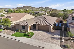 9151 W Quail Track Dr, Peoria, AZ 85383 - Photo 2