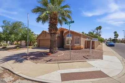 945 S Sailfish Drive, Gilbert, AZ 85233 - Photo 2