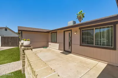 4849 N 81st Avenue, Phoenix, AZ 85033 - Photo 6