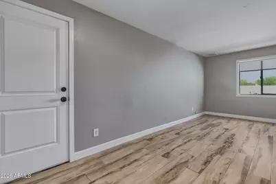 4849 N 81st Avenue, Phoenix, AZ 85033 - Photo 32