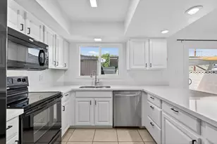 8548 E McDonald Dr, Scottsdale, AZ 85250 - Photo 22