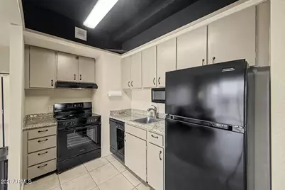 4750 N Central Avenue #3R, Phoenix, AZ 85012 - Photo 6