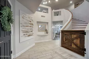 6329 W Honeysuckle Dr, Phoenix, AZ 85083 - Photo 6