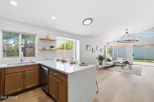 2239 E Escuda Rd, Phoenix, AZ 85024 - Photo 2