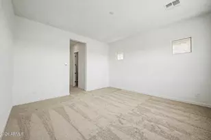 283 W Floyd Dr, San Tan Valley, AZ 85140 - Photo 12