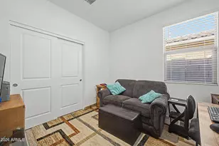 16014 W Desert Hollow Dr, Surprise, AZ 85387 - Photo 34