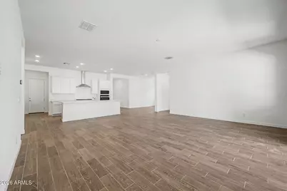 320 W Floyd Drive, San Tan Valley, AZ 85140 - Photo 6