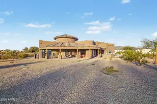 19211 W Seldon Ln, Waddell, AZ 85355 - Photo 32