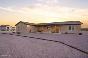 23086 N Bronze Ln, Florence, AZ 85132 - Photo 18