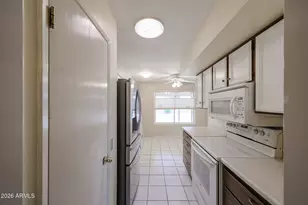 19601 N Ponderosa Cir, Sun City, AZ 85373 - Photo 10