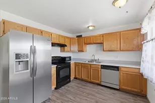 3702 W Aster Dr, Phoenix, AZ 85029 - Photo 4