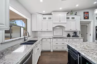 409 E Carol Ann Way, Phoenix, AZ 85022 - Photo 18