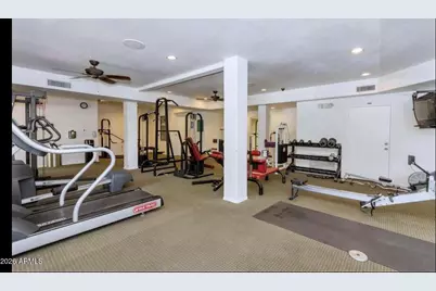 5302 E Van Buren Street #2001, Phoenix, AZ 85008 - Photo 16