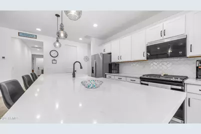 11989 S 173rd Lane, Goodyear, AZ 85338 - Photo 6