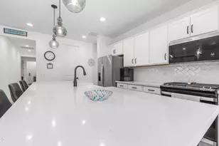 11989 S 173rd Ln, Goodyear, AZ 85338 - Photo 6