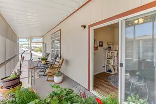 2233 E Behrend Dr, Phoenix, AZ 85024 - Photo 34