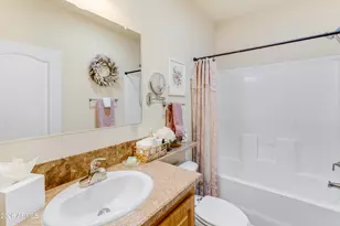 2233 E Behrend Dr, Phoenix, AZ 85024 - Photo 32