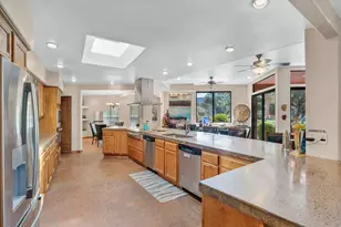 395 Fairway Oaks Dr, Sedona, AZ 86351 - Photo 18