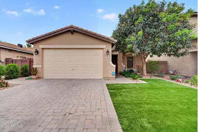 823 W Leadwood Avenue, San Tan Valley, AZ 85140 - Photo 1