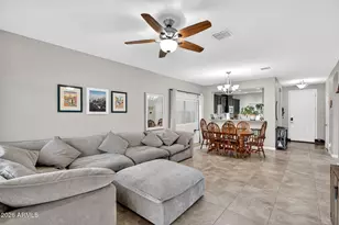 823 W Leadwood Ave, San Tan Valley, AZ 85140 - Photo 4
