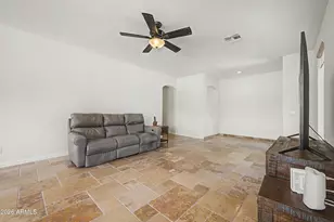 885 E Kyle Ct, Gilbert, AZ 85296 - Photo 8