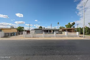 7616 W Mitchell Dr, Phoenix, AZ 85033 - Photo 2