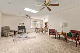 10110 W Royal Oak Rd, Sun City, AZ 85351 - Photo 8