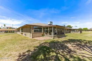 10110 W Royal Oak Rd, Sun City, AZ 85351 - Photo 28