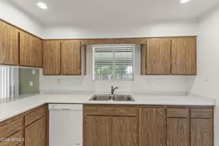 10435 W Camelot Cir, Sun City, AZ 85351 - Photo 10