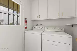 10435 W Camelot Cir, Sun City, AZ 85351 - Photo 18