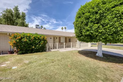10435 W Camelot Circle, Sun City, AZ 85351 - Photo 1