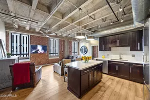 114 W Adams St, Phoenix, AZ 85003 - Photo 2