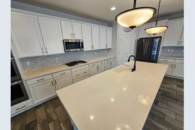 2212 W Betty Elyse Lane, Phoenix, AZ 85023 - Photo 4