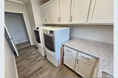 2212 W Betty Elyse Lane, Phoenix, AZ 85023 - Photo 24
